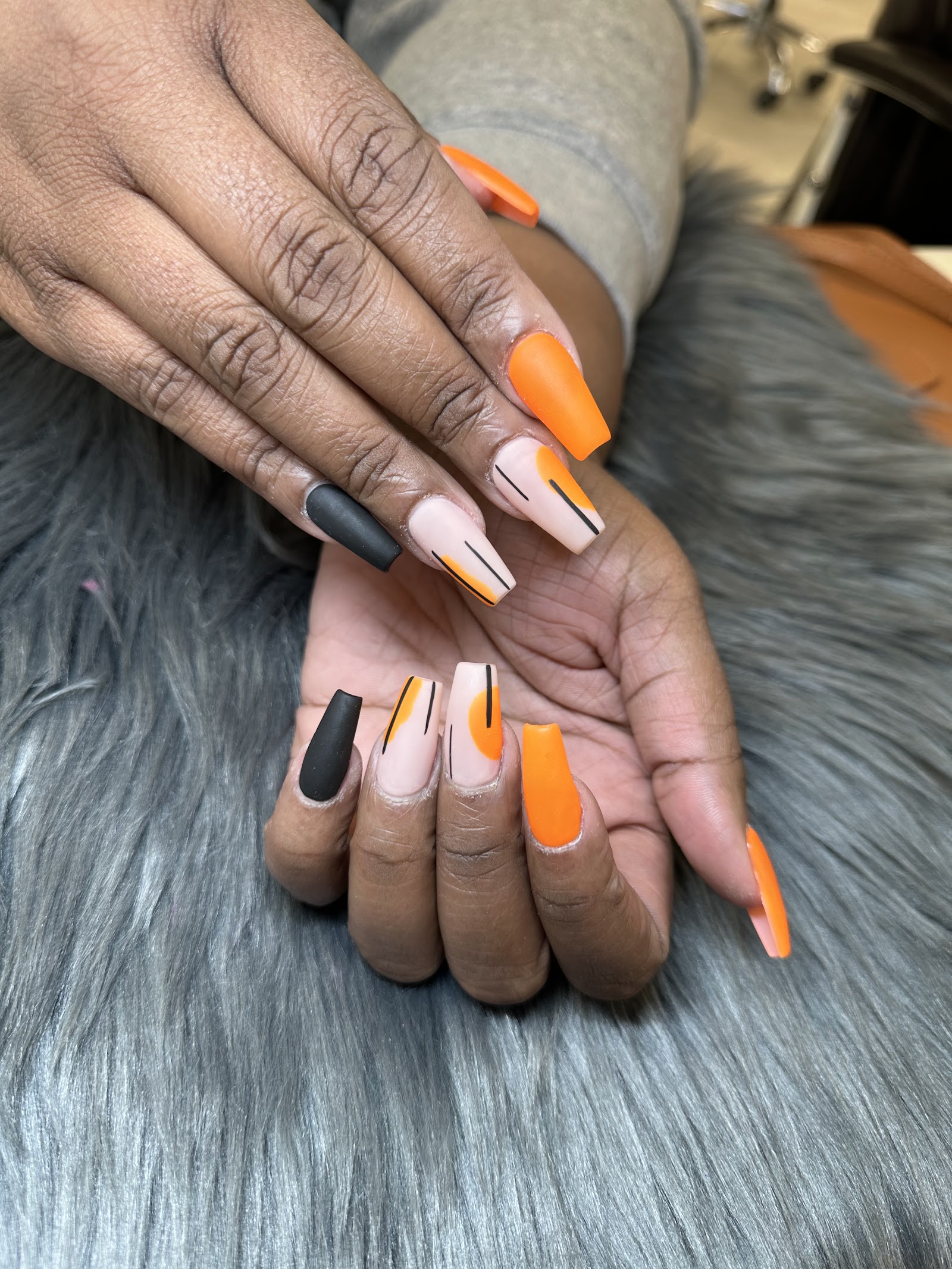ANNIE NAILS nail photo 1